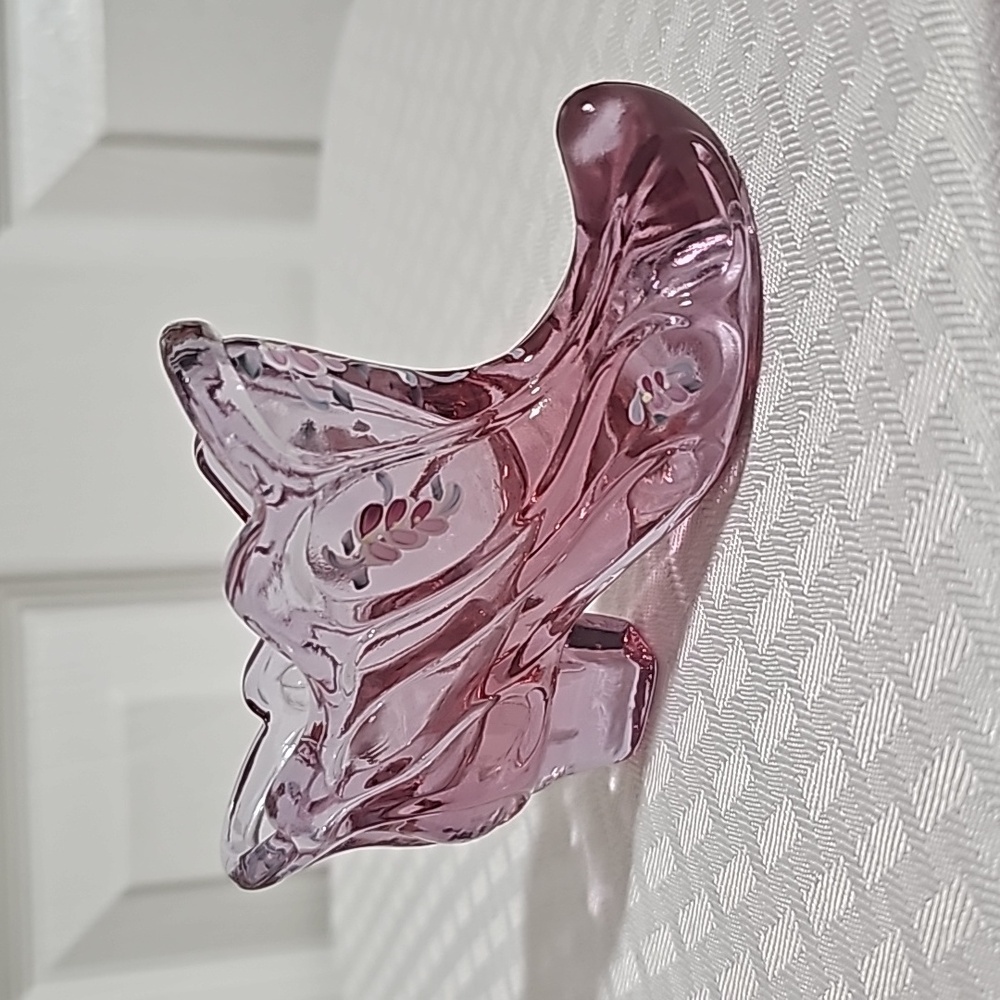 Fenton storybook‎ slipper